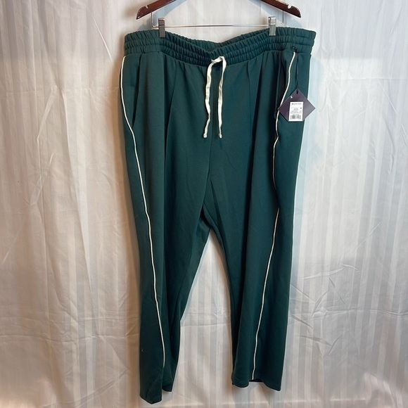 Ava &‎ Viv Knit Jogger Pant Plus Size 3X Green white strip Sweatpants - Picture 1 of 9